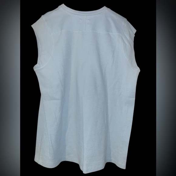 Wonderly sleeveless top size L - Picture 2 of 5